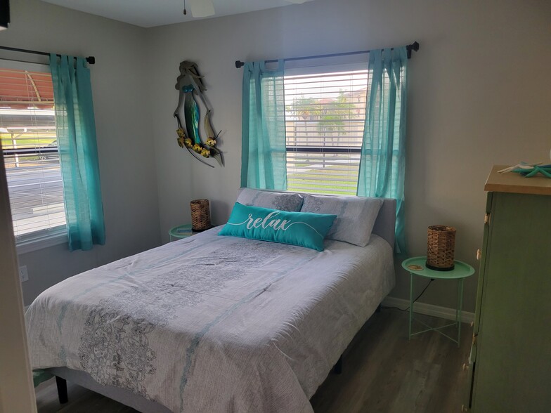 Guest Bedroom - 12150 Kelly Sands Way