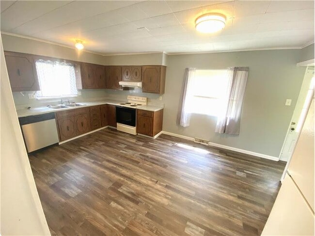 Building Photo - 2708 Cleveland Ave