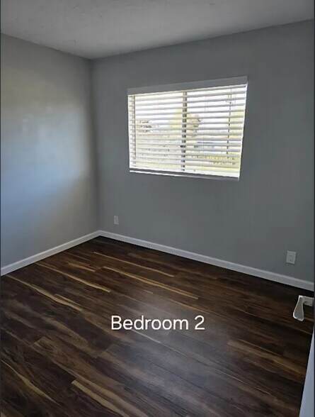 Building Photo - 7446 N Judson St