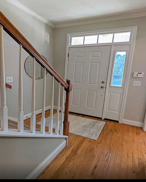 Building Photo - 334 Byron Rd