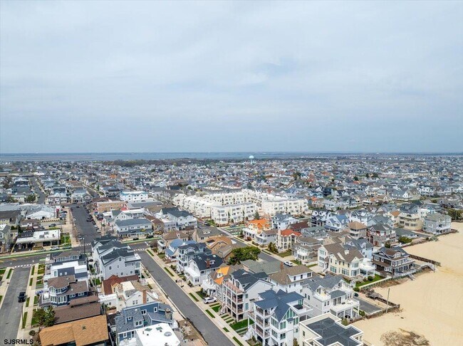 Building Photo - 7701 Atlantic Ave