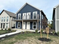 Building Photo - 128-132 SW 8th St