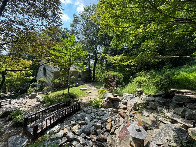 Building Photo - 3880 Point of Rocks Rd