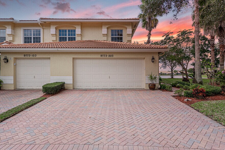 Building Photo - 9773 Bowline Dr