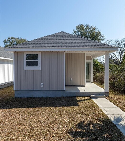 Building Photo - 511 N C St