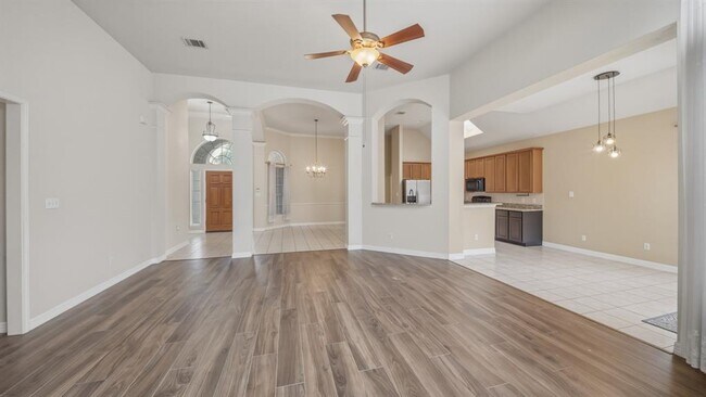 Building Photo - 1108 Antelope Ridge