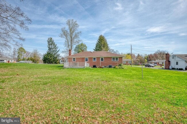 Building Photo - 1016 Winfield Dr