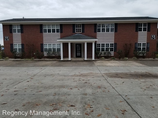 Primary Photo - 4400 Rucker Blvd