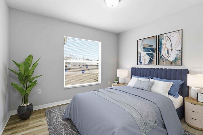 Building Photo - 6336 Florida Cir W