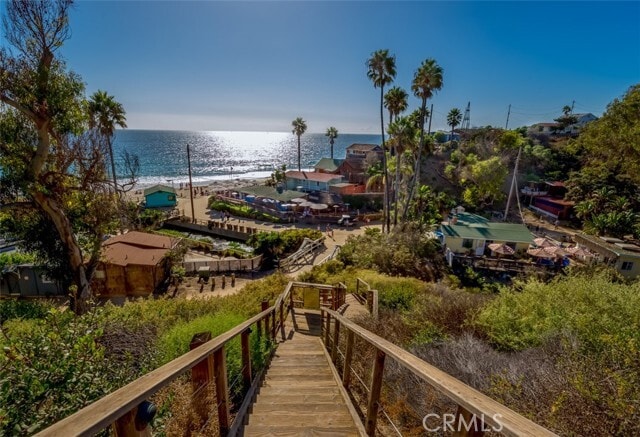 Building Photo - 10 Tasman Sea