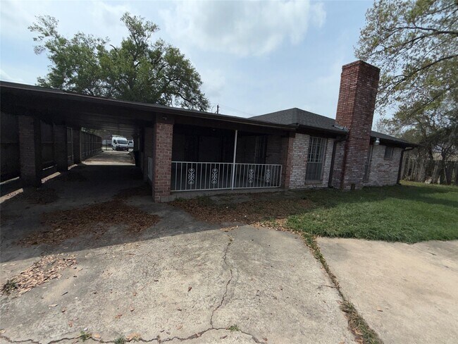 Building Photo - 1803 Tidwell Ln