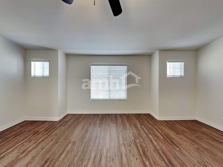Building Photo - 7901 Rustic Canyon Ct