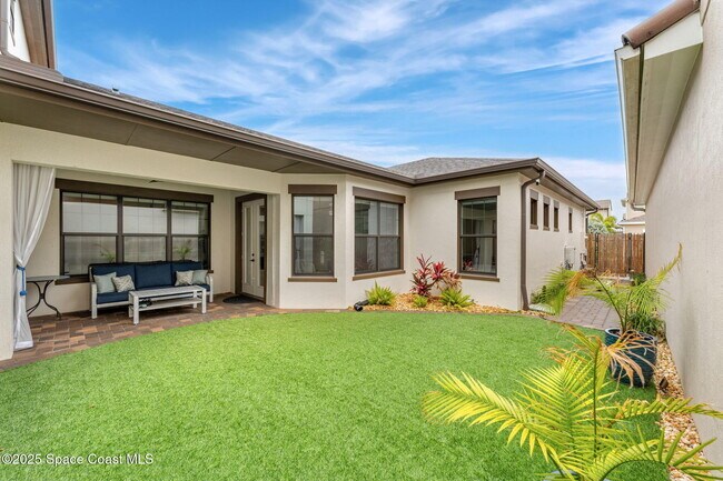 Building Photo - 2300 Addison Dr
