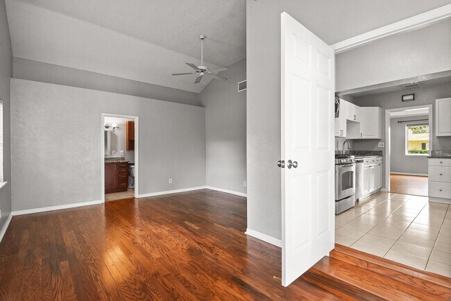Building Photo - College Park 3 bedroom, 2 bath home for lease