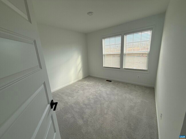 Building Photo - 4029 TALEN Ln