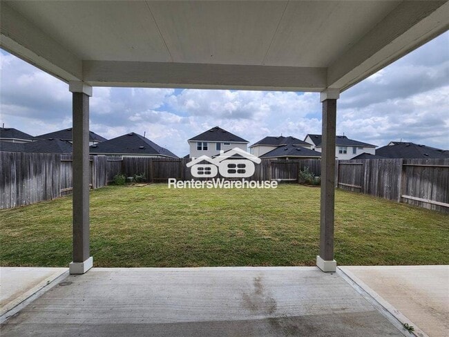 Building Photo - 7230 Greenbriar Bnd Ct