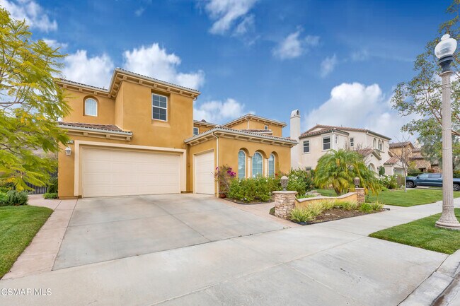 Building Photo - 13131 Shadow Wood Pl