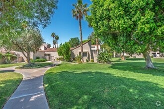 Building Photo - 343 Forest Hills Dr