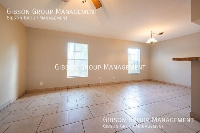 Building Photo - 1240 NW 6th Ave