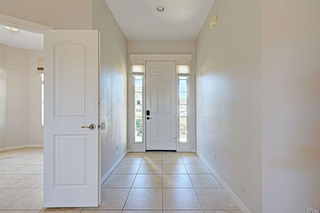 Building Photo - Plantation Golf & Country Club