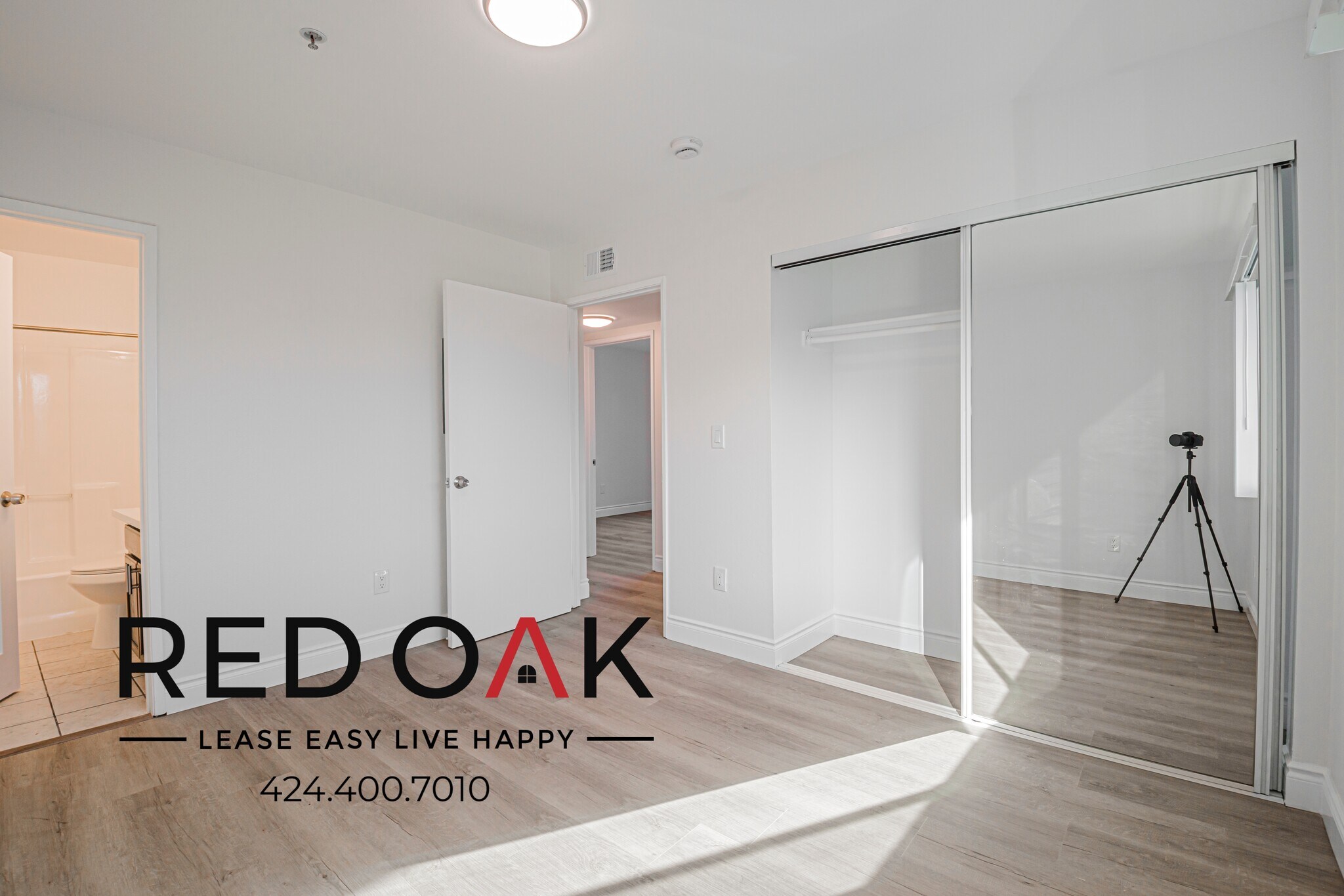 Building Photo - 6853 Agnes Ave