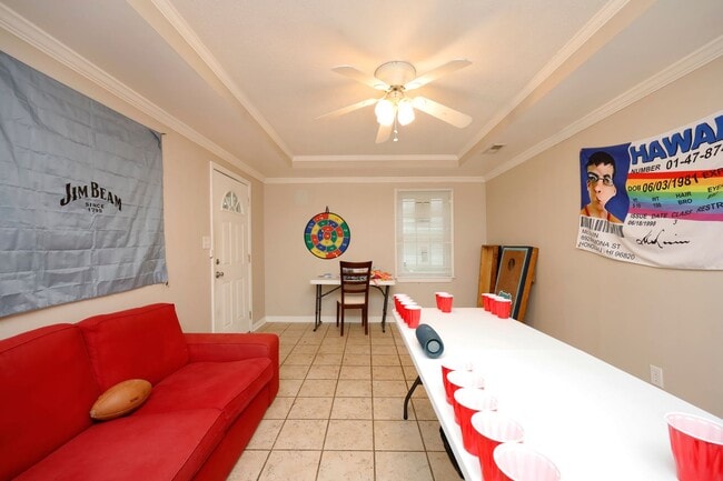 Building Photo - Great home in Chapel Hill!