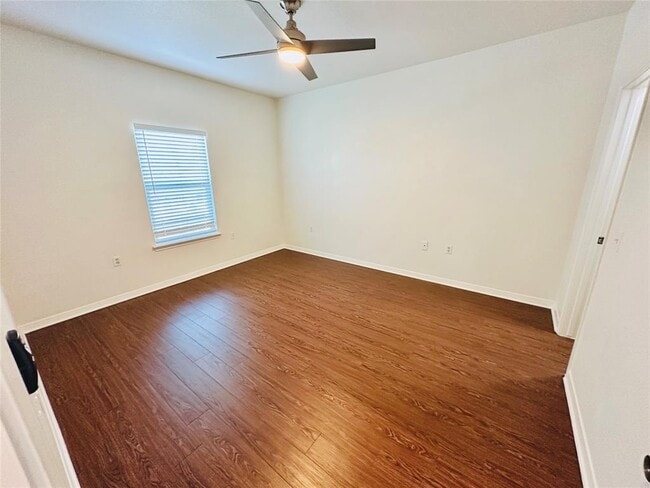 Building Photo - 6301 Crumley Ln