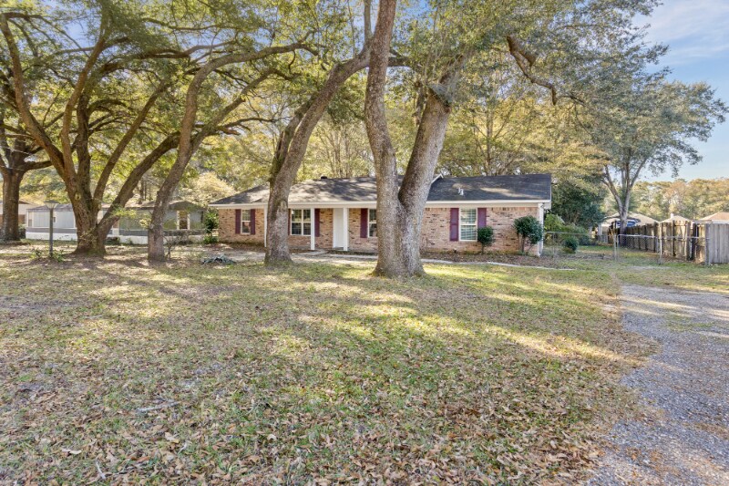 Building Photo - 3281 Woodard Dr