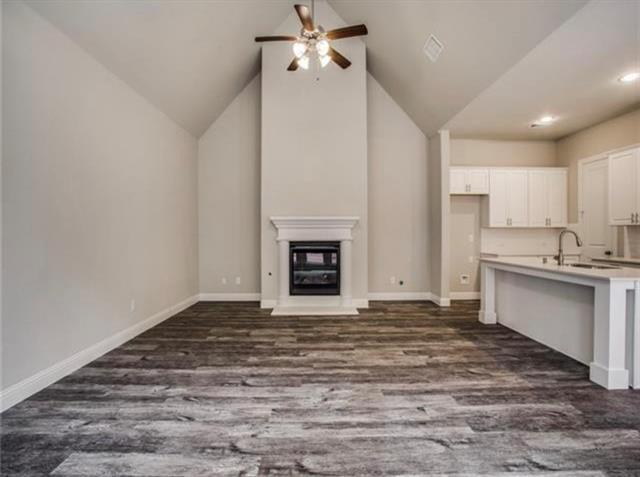 Building Photo - 4545 El Paso Dr