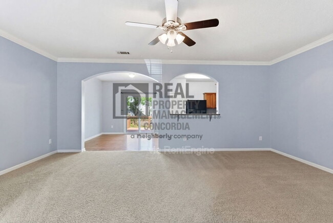 Building Photo - 1518 Hamden Dr