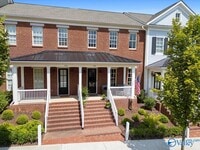 Building Photo - 38 Pine St