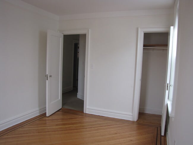 Building Photo - 31 70th St
