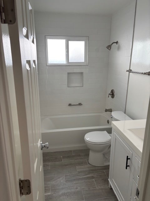 Building Photo - 275 Mesa Dr