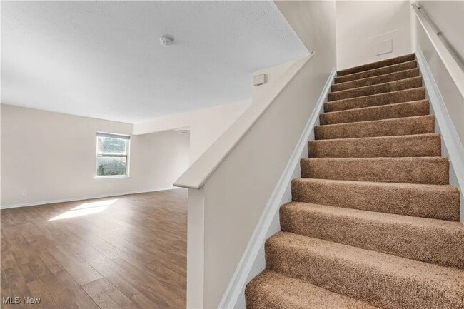 Building Photo - 3 BD/ 1.5BA Home for Rent- Cleveland