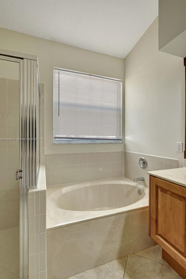 Building Photo - 8481 Siciliano St