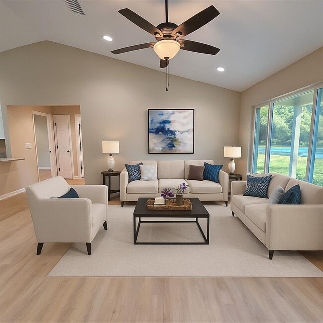 Building Photo - 8881 SW 138 Ln