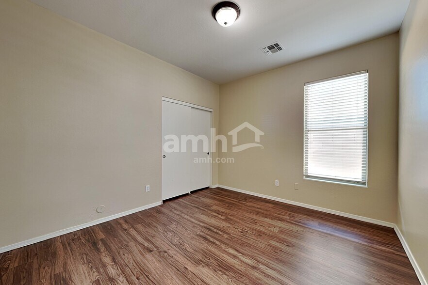 Building Photo - 4320 W Burgess Ln