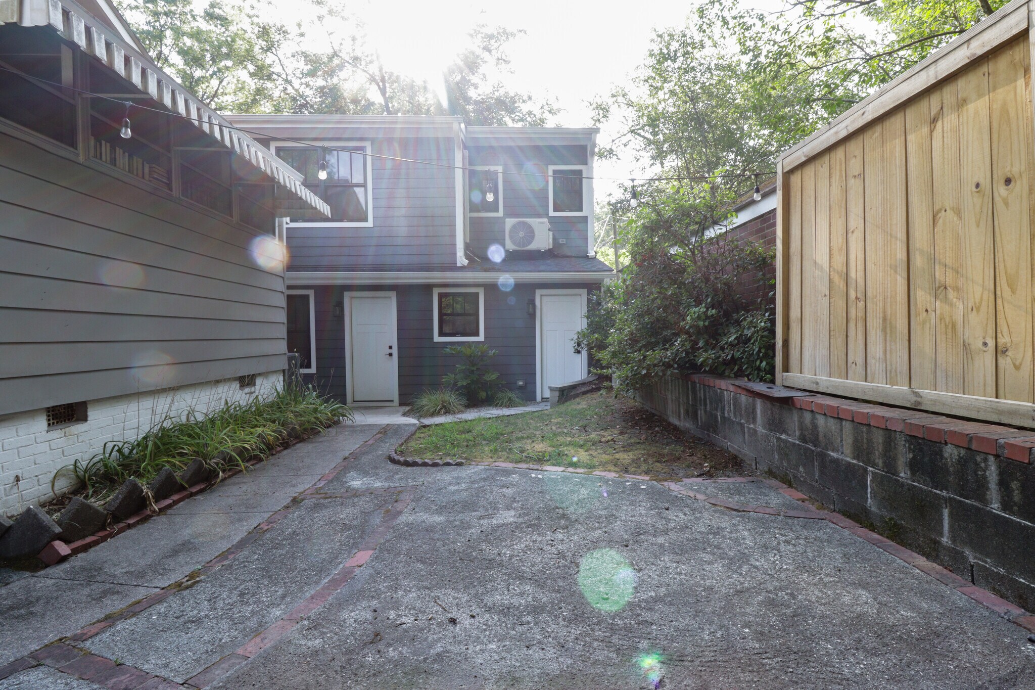 Building Photo - 2203 Woodrow St
