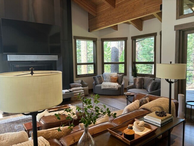 Building Photo - Winter Season Rental - The Estates in Incline Village, Nevada