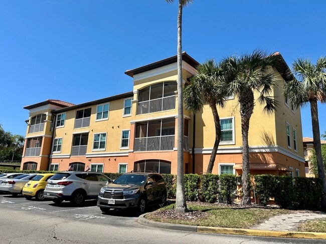 Primary Photo - 5483 Vineland Rd