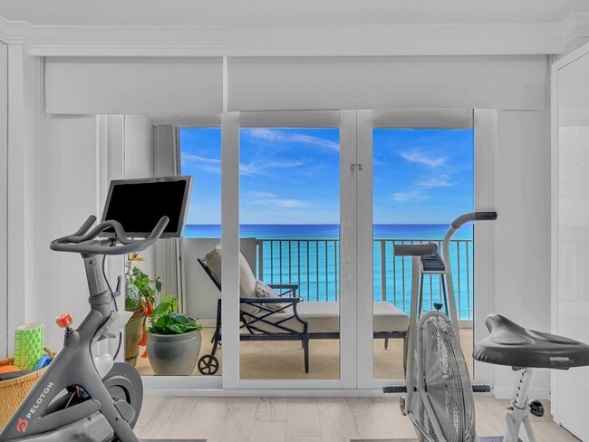 Building Photo - 3000 S Ocean Blvd