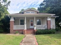 Building Photo - 305 Old Point Ave