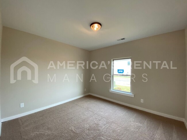 Building Photo - 250 Co Rd 1701