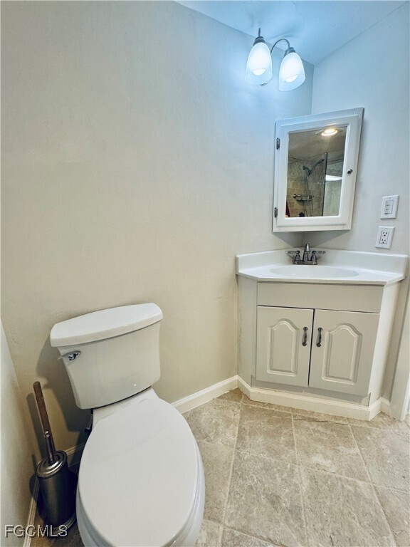 Building Photo - 2711 First St