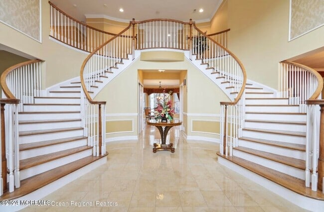 Building Photo - 29 Northwoods Rd