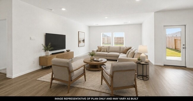 Building Photo - 16779 Country W Dr