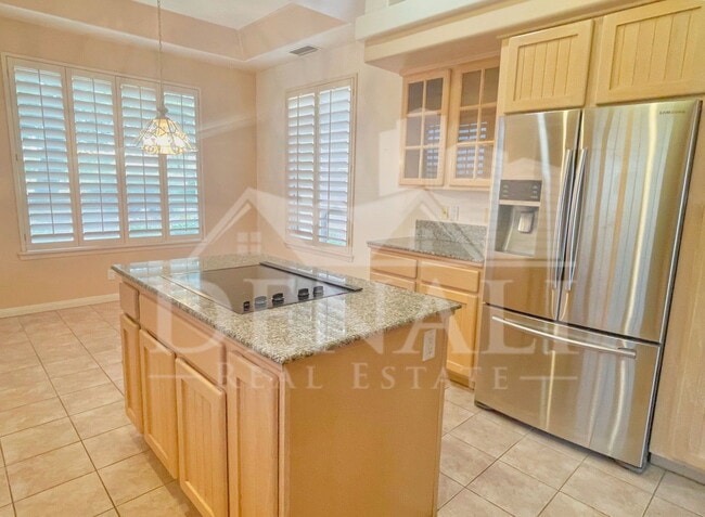 Building Photo - 16044 E Sunflower Dr