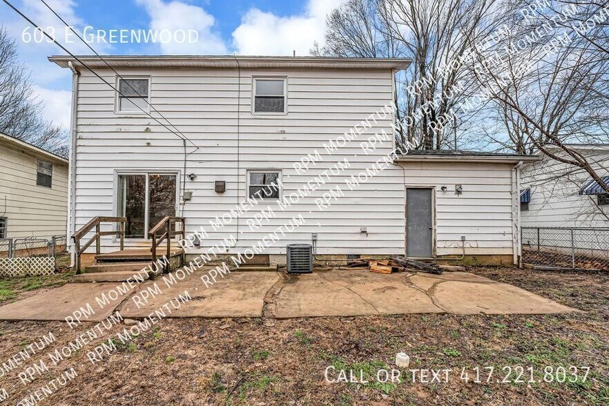 Building Photo - 603 E Greenwood St