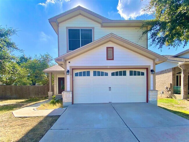 Primary Photo - 2601 Greenlee Dr