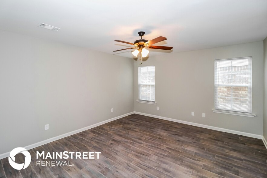 Building Photo - 10208 Sterling Ridge Dr